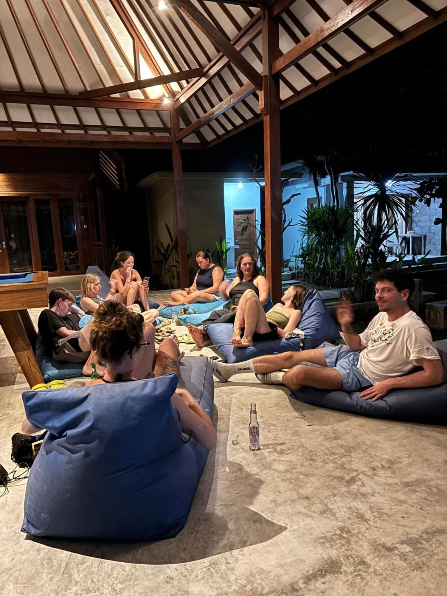 Castaway Island Hostel 蓝梦岛 外观 照片